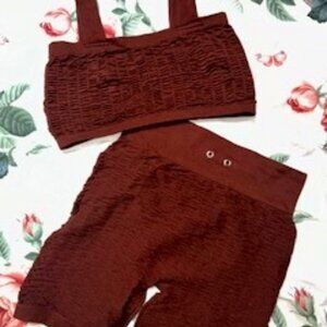 Ruffled stretchy set